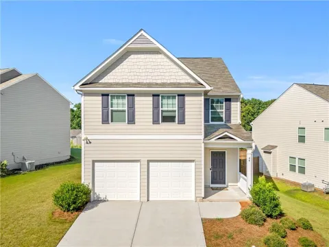 44 Pointe Place