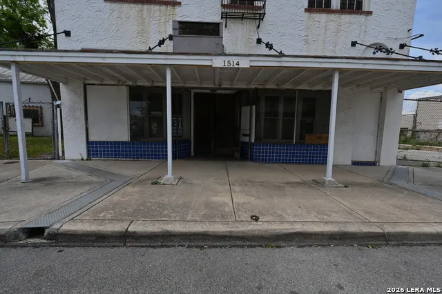1514 E Commerce St San Antonio, TX 78205
