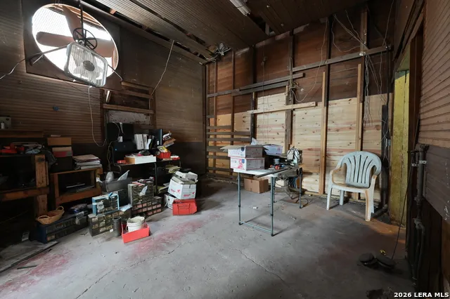 1514 E Commerce St San Antonio, TX 78205
