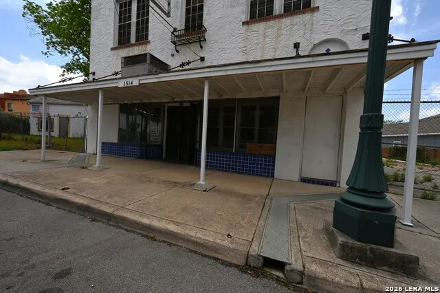 1514 E Commerce St San Antonio, TX 78205