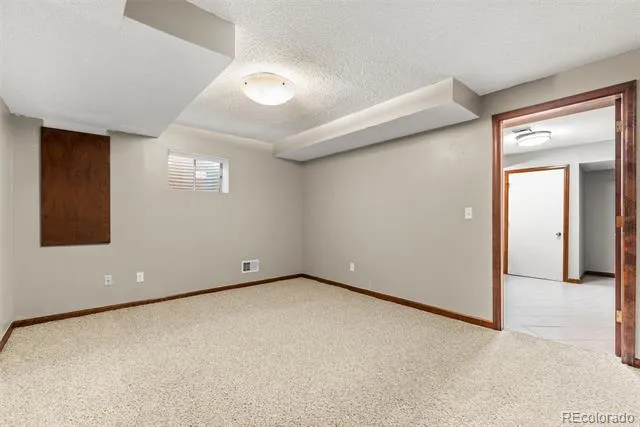 6154 S Macon Way Englewood, CO 80111