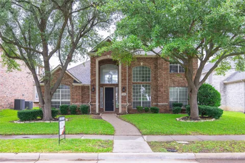 3305 Estacado Lane