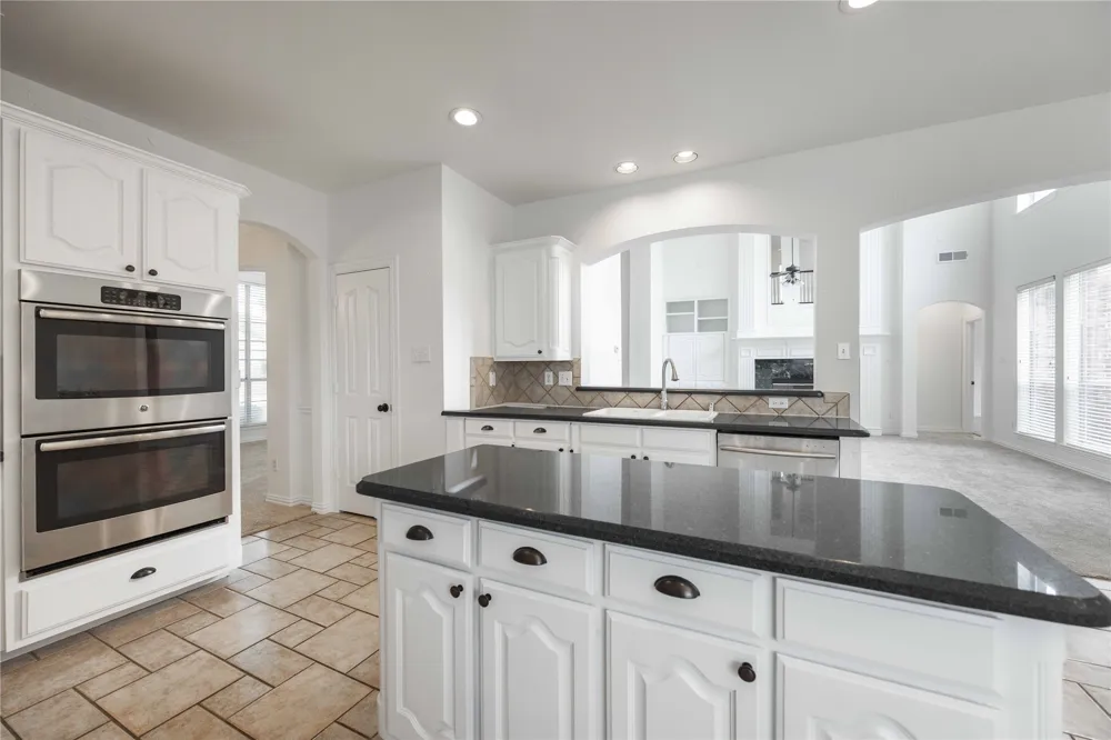 3305 Estacado Lane Plano, TX 75025