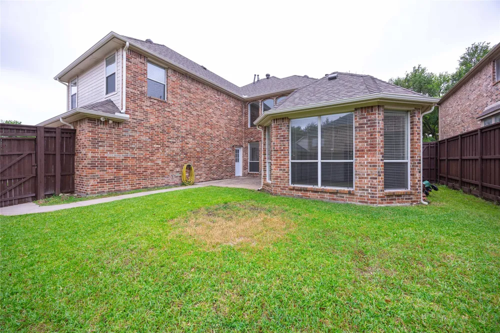 3305 Estacado Lane Plano, TX 75025