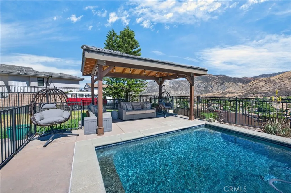 34830 Olive Tree Yucaipa, CA 92399