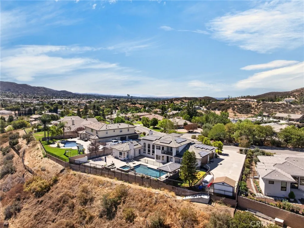 34830 Olive Tree Yucaipa, CA 92399