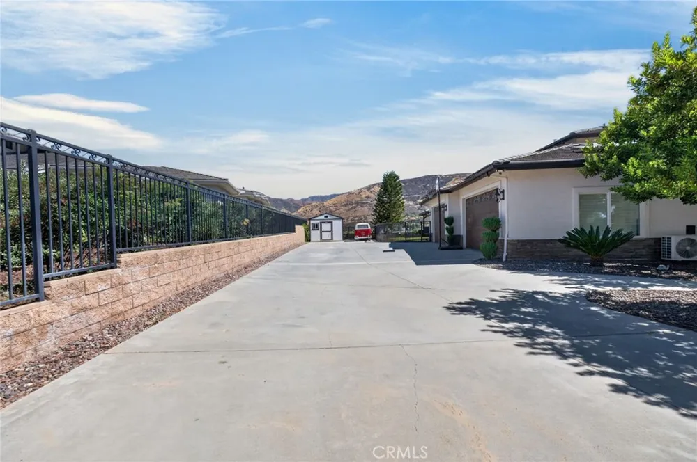 34830 Olive Tree Yucaipa, CA 92399