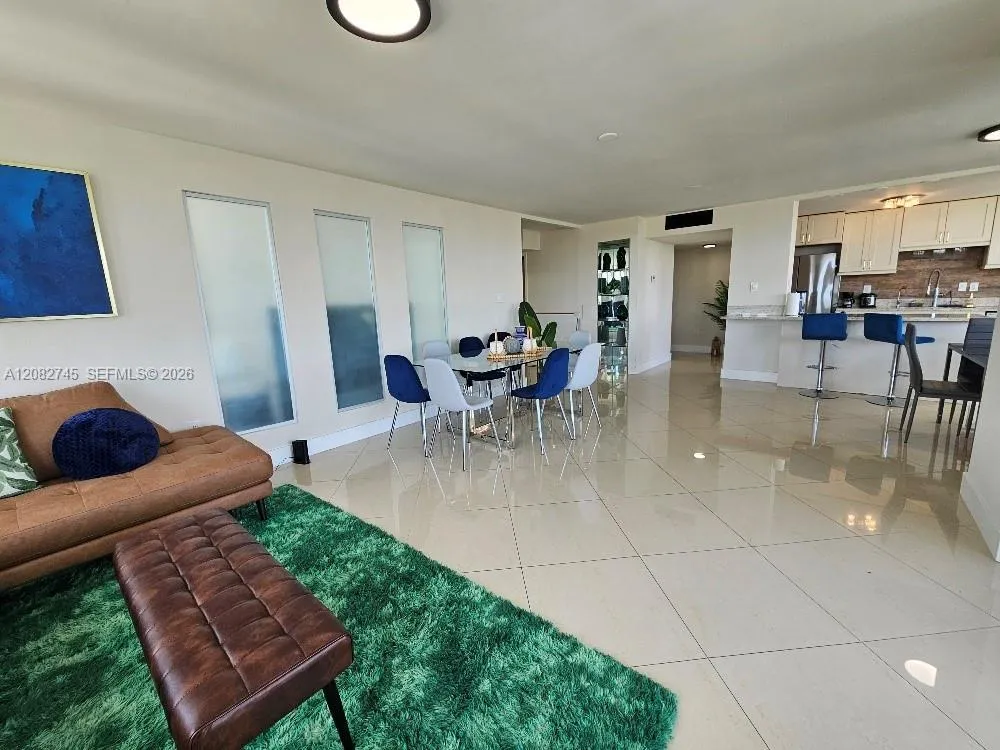 18041 Biscayne Blvd #1805 Aventura, FL 33160