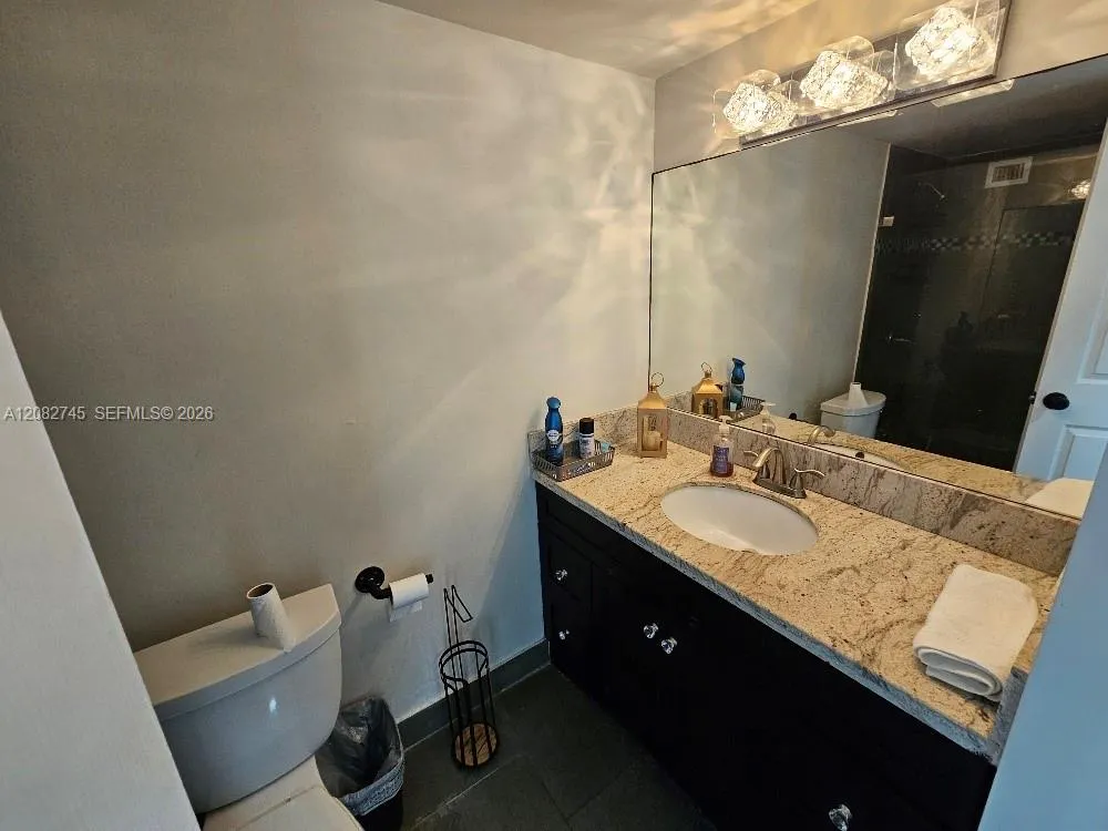 18041 Biscayne Blvd #1805 Aventura, FL 33160