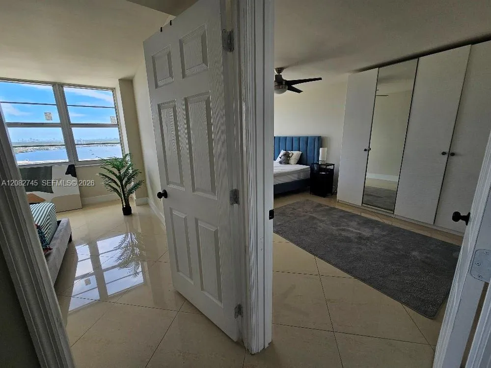 18041 Biscayne Blvd #1805 Aventura, FL 33160
