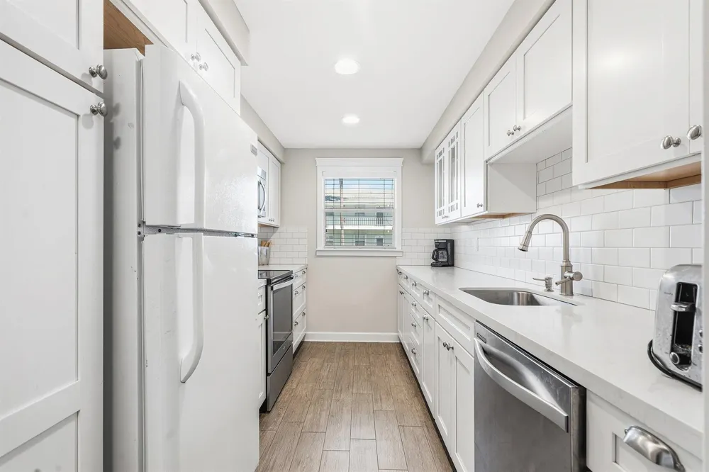 2440 SW 22ND AVENUE #703 Delray Beach, FL 33445