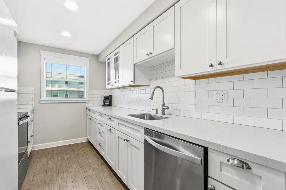 2440 SW 22ND AVENUE #703 Delray Beach, FL 33445