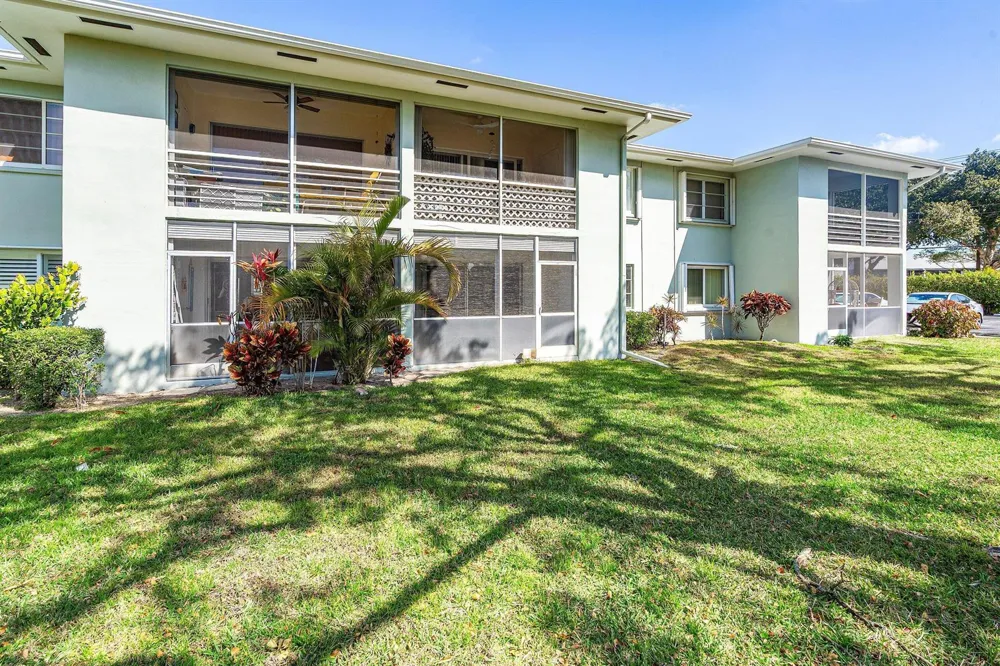 2440 SW 22ND AVENUE #703 Delray Beach, FL 33445