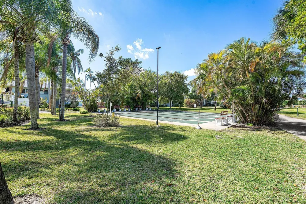 2440 SW 22ND AVENUE #703 Delray Beach, FL 33445
