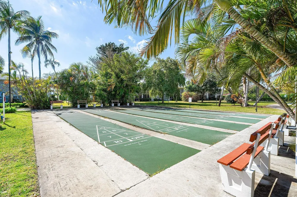 2440 SW 22ND AVENUE #703 Delray Beach, FL 33445