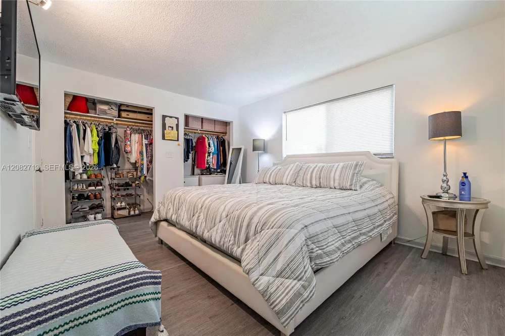 4524 SW 54th St #501-W Dania Beach, FL 33314