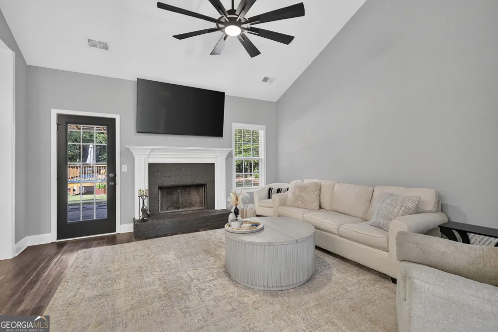 144 Feldspar DR Jefferson, GA 30549