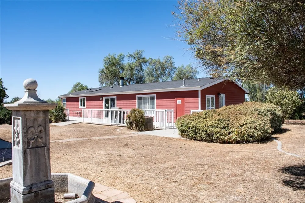38313 View Beaumont, CA 92223