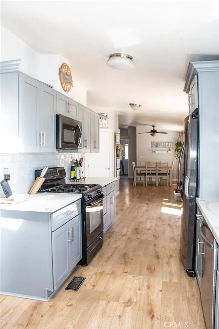 38313 View Beaumont, CA 92223