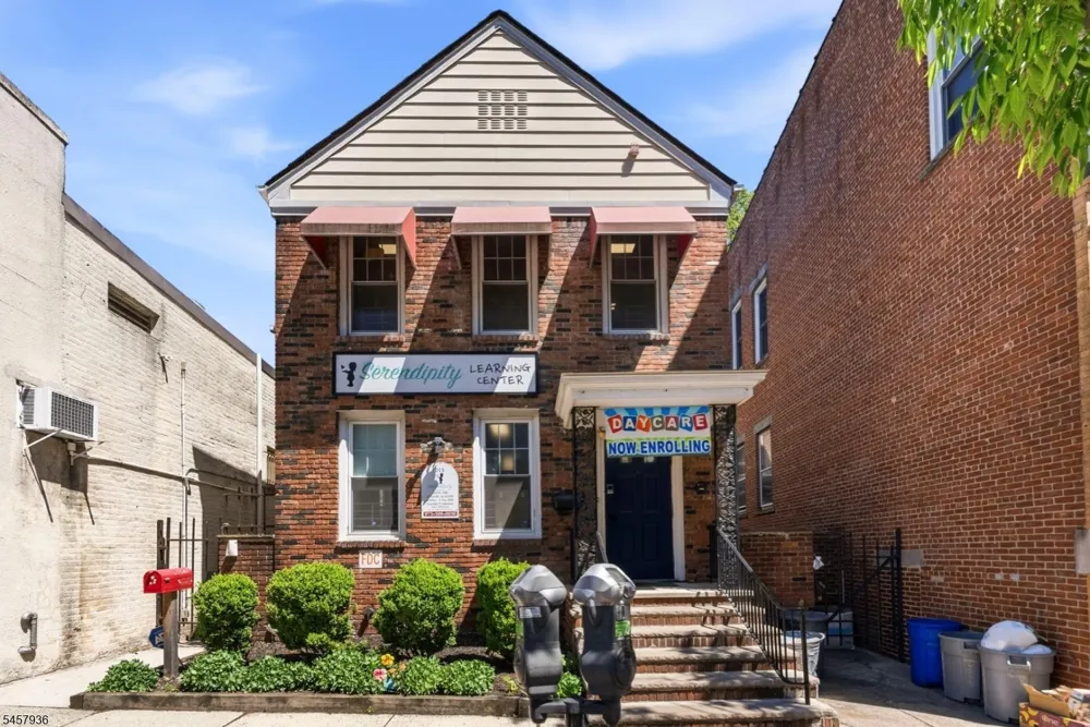 213 Glenridge Ave Montclair, NJ 07042
