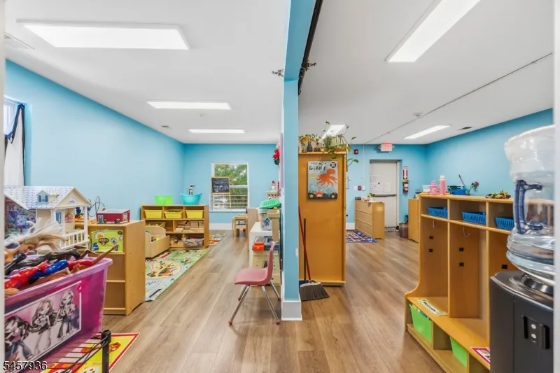 213 Glenridge Ave Montclair, NJ 07042