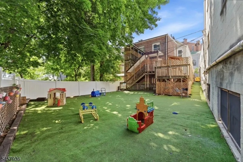 213 Glenridge Ave Montclair, NJ 07042