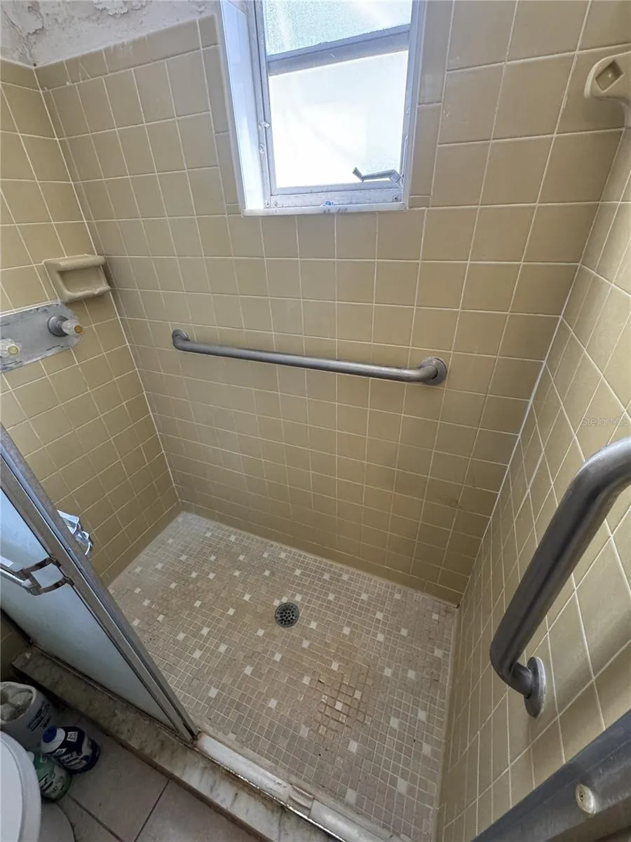 8930 WINDSONG LANE Port Richey, FL 34668