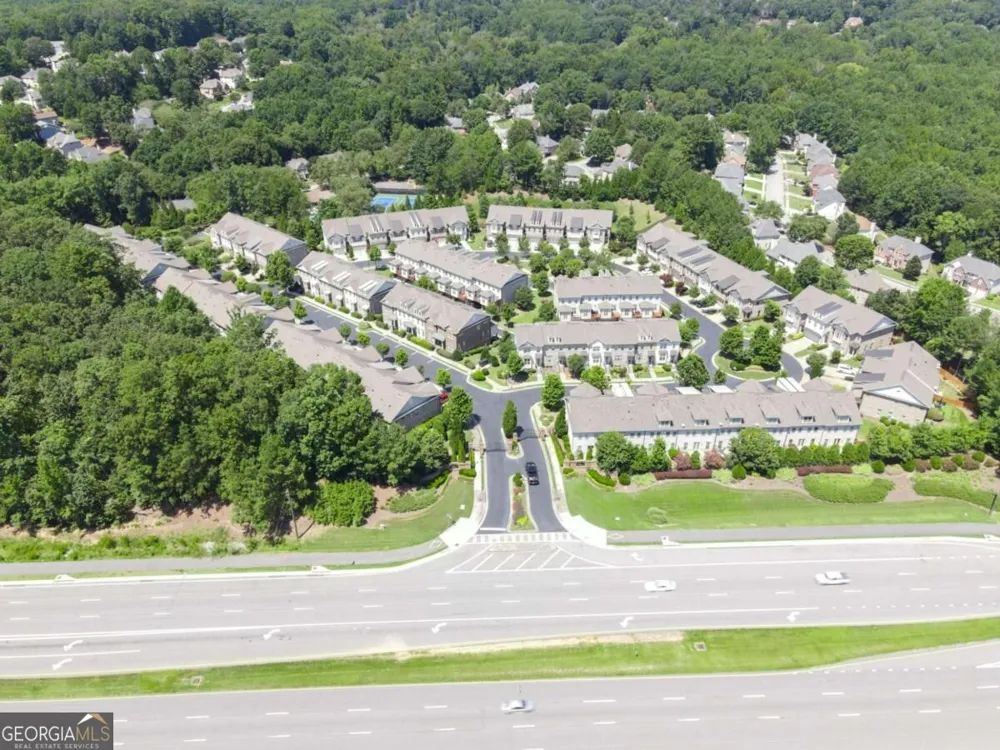 2177 Parkside Glen VW Duluth, GA 30097