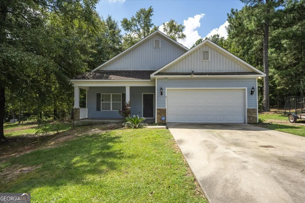 215 Hallie LN Macon, GA 31211