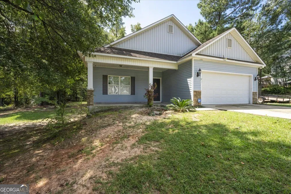 215 Hallie LN Macon, GA 31211