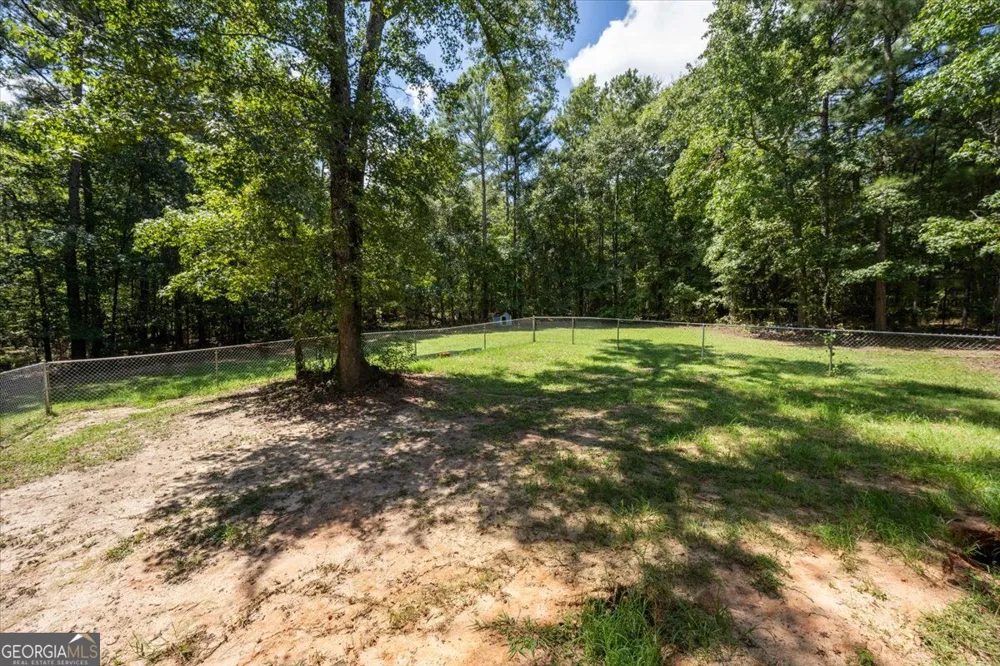 215 Hallie LN Macon, GA 31211