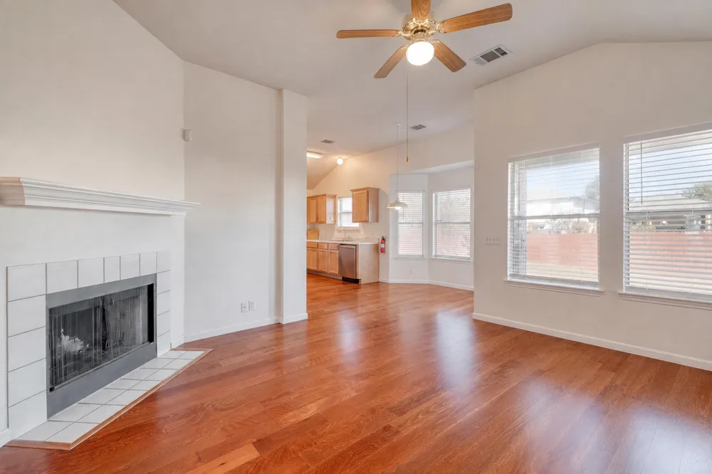 16628 Trevin Cove Manor, TX 78653