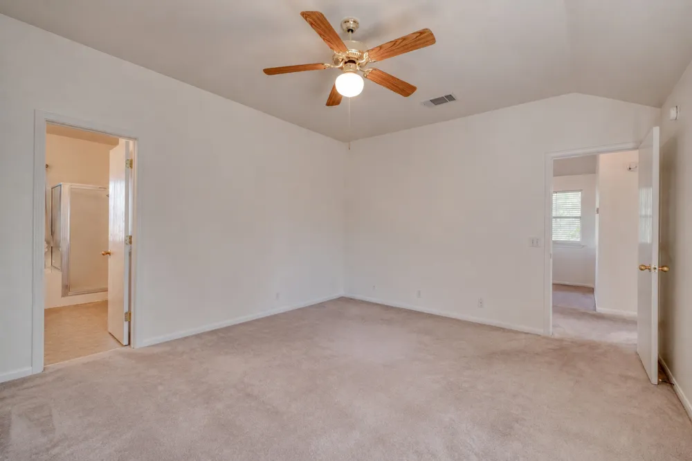 16628 Trevin Cove Manor, TX 78653