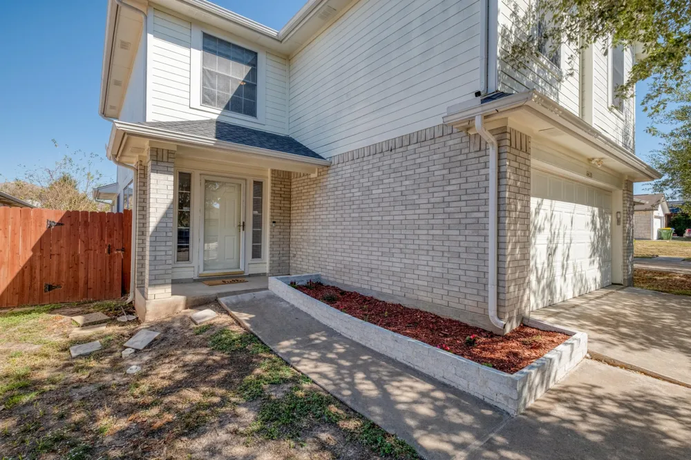 16628 Trevin Cove Manor, TX 78653