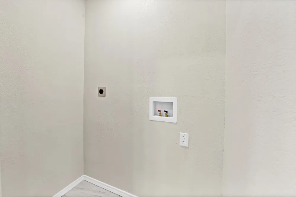 2302 E Mitchell Street Arlington, TX 76010