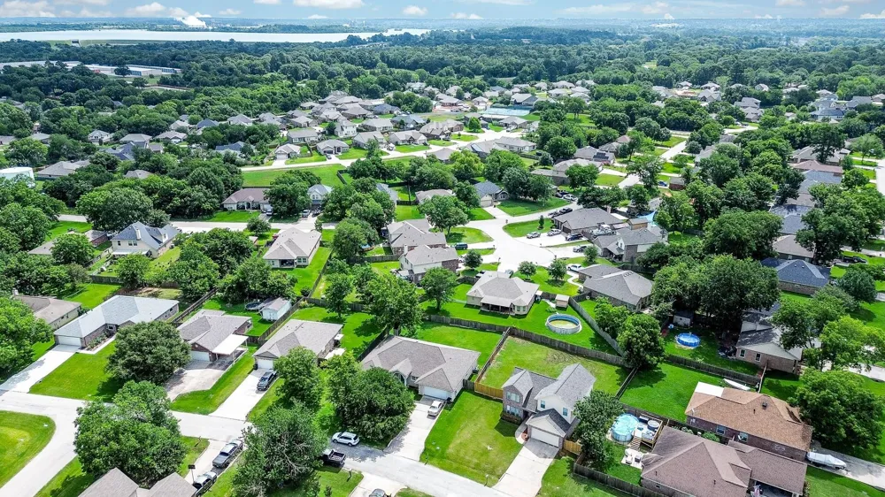 12324 Green Ridge Drive Willis, TX 77318