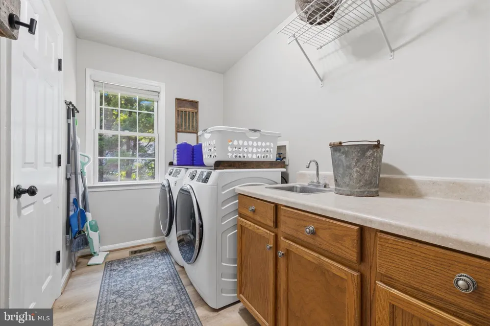 15066 COLIN LANE Amissville, VA 20106