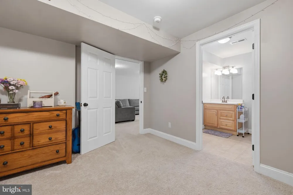 15066 COLIN LANE Amissville, VA 20106
