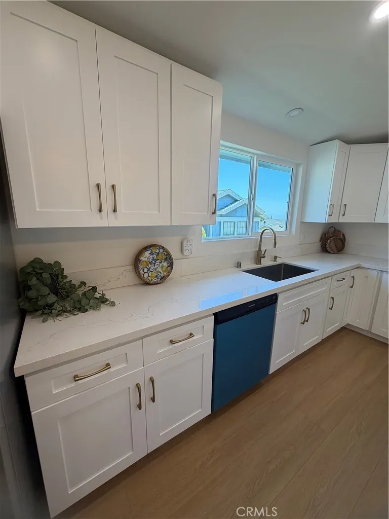 13691 Gavina #609 Sylmar, CA 91342