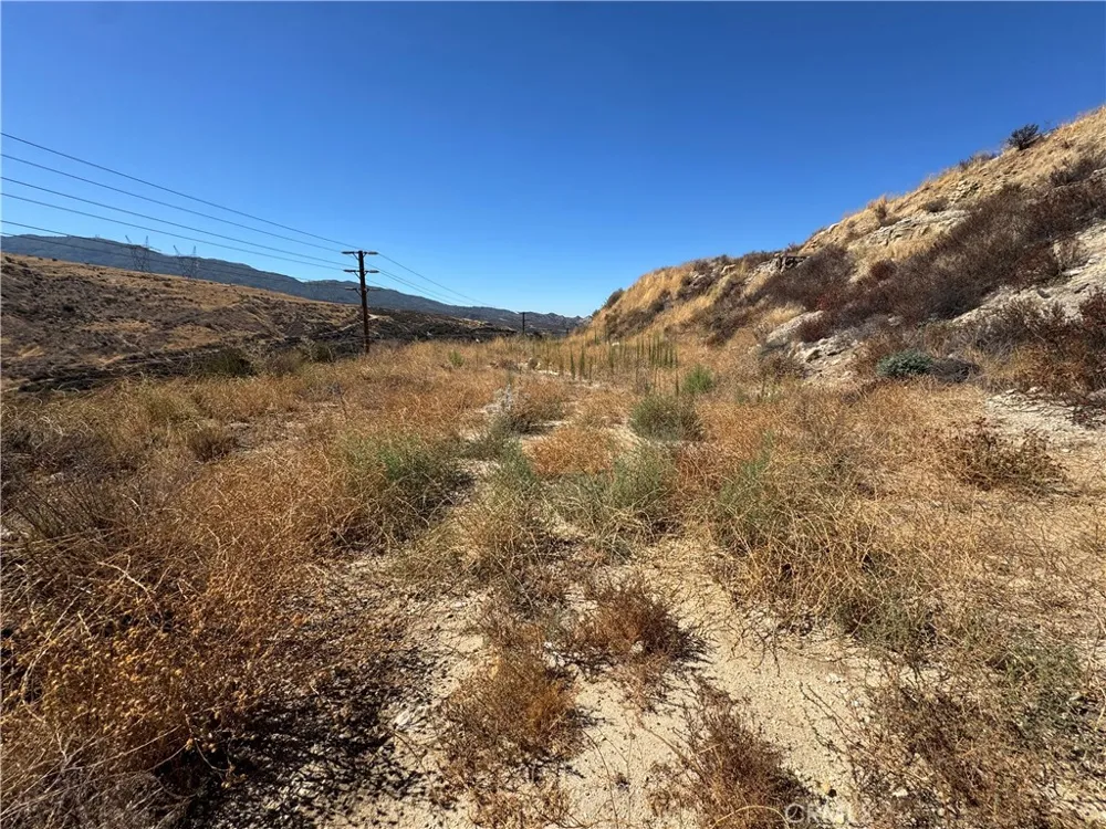 Golden Valley & Sierra Hwy Newhall, CA 91321
