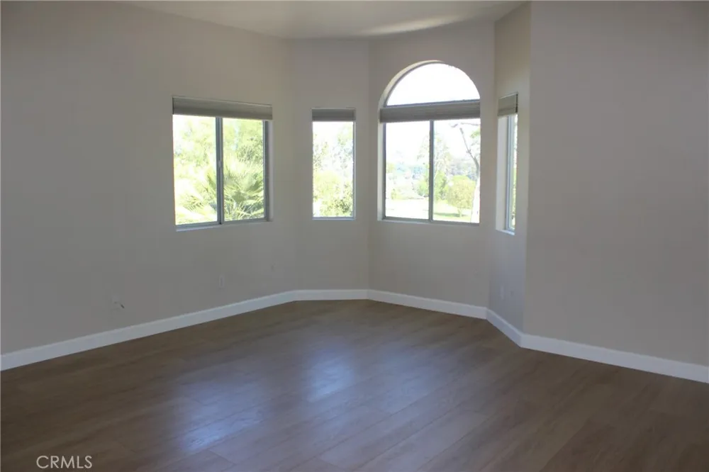 26452 La Scala Laguna Hills, CA 92653
