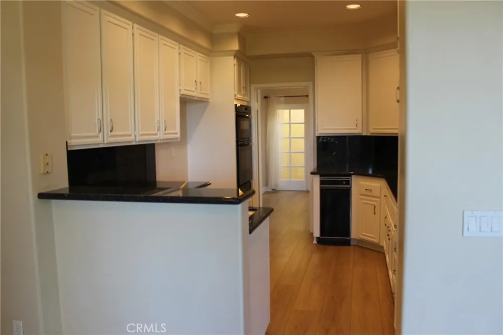 26452 La Scala Laguna Hills, CA 92653