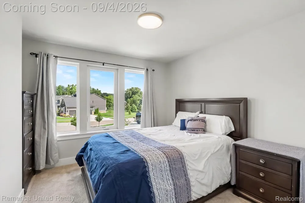 4083 Inverrary Court Commerce Charter Township, MI 48382
