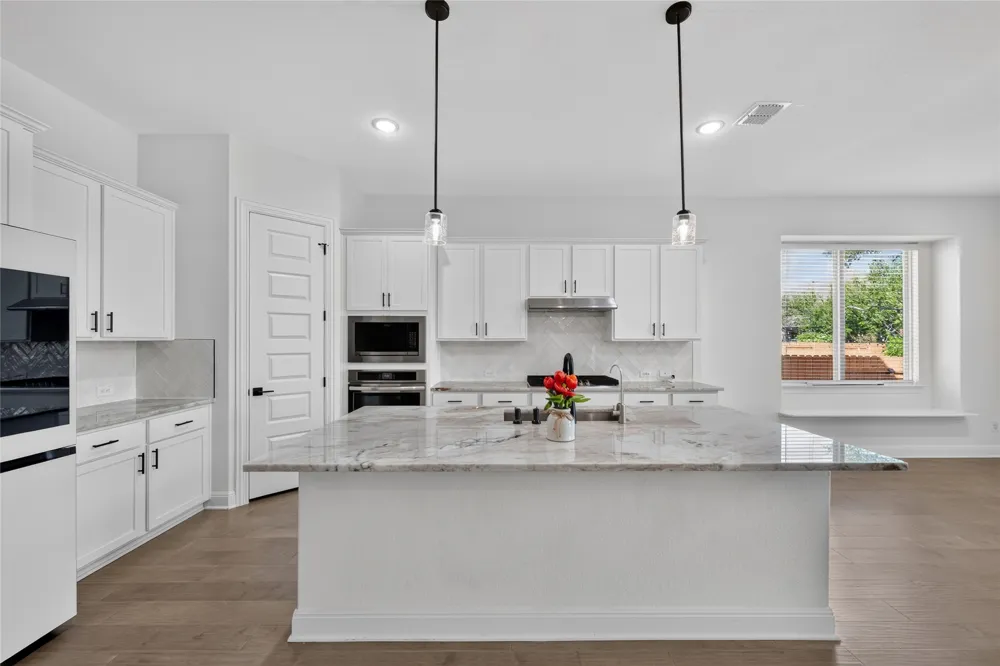 1300 Truscon Path Leander, TX 78641