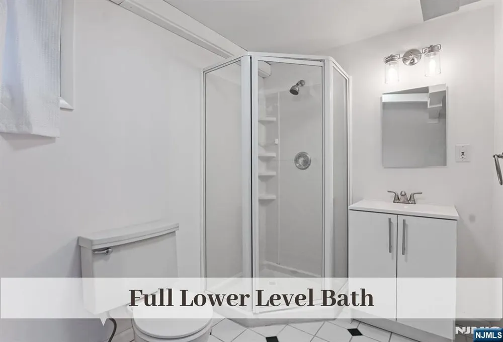 31 Kent Road Glen Rock, NJ 07452