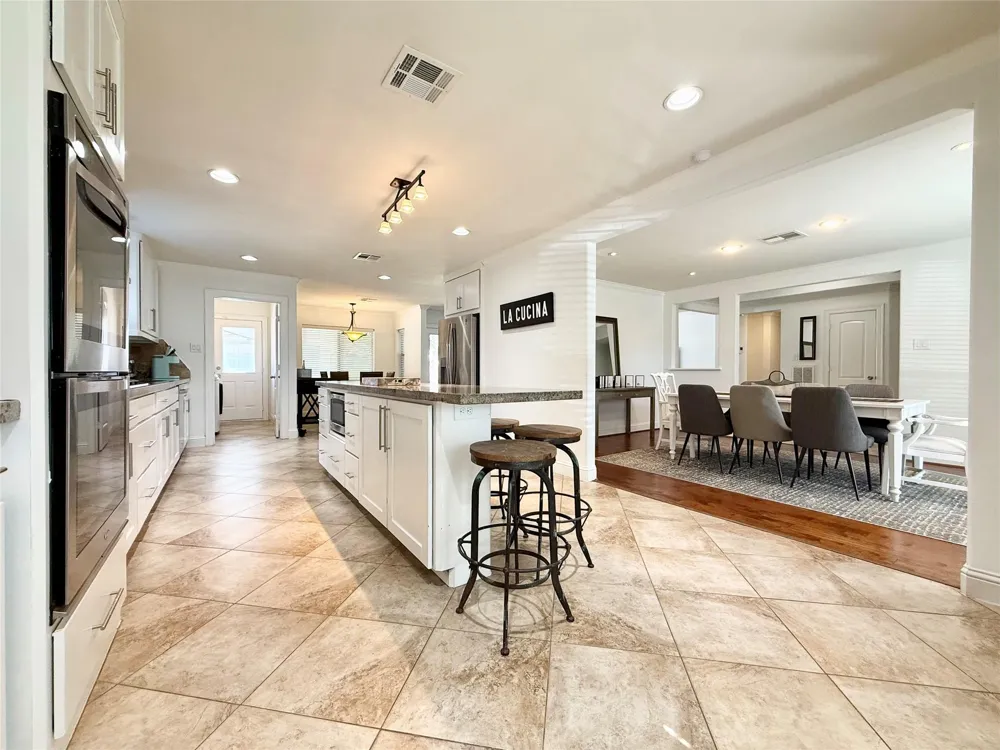 5454 Imogene Street Houston, TX 77096