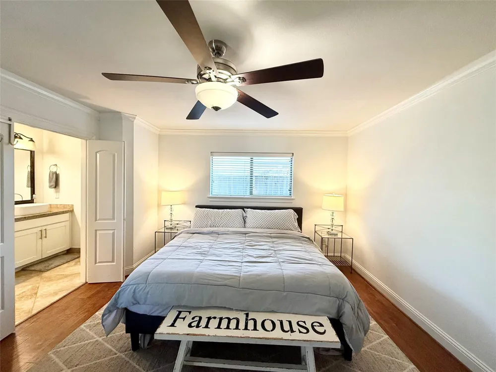 5454 Imogene Street Houston, TX 77096