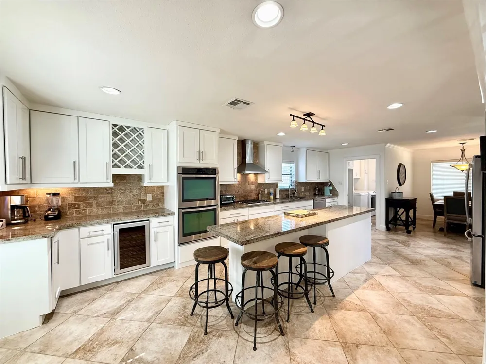 5454 Imogene Street Houston, TX 77096