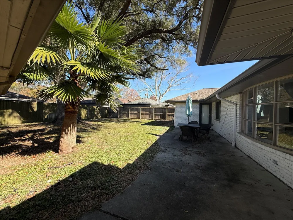 5454 Imogene Street Houston, TX 77096