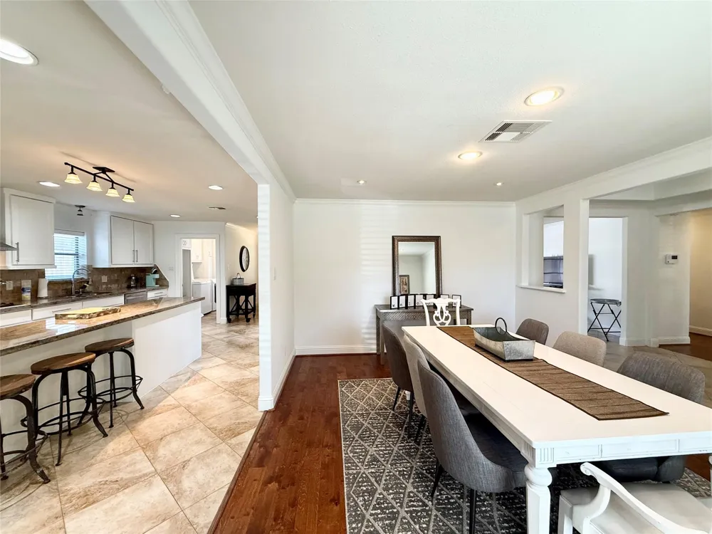 5454 Imogene Street Houston, TX 77096